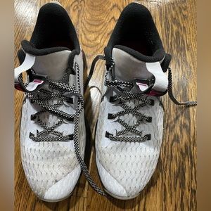 NIKE Inc. LeBRON Witness V.5 Air Zoom 7Y Basketball Shoes Sneakers 00000F8570